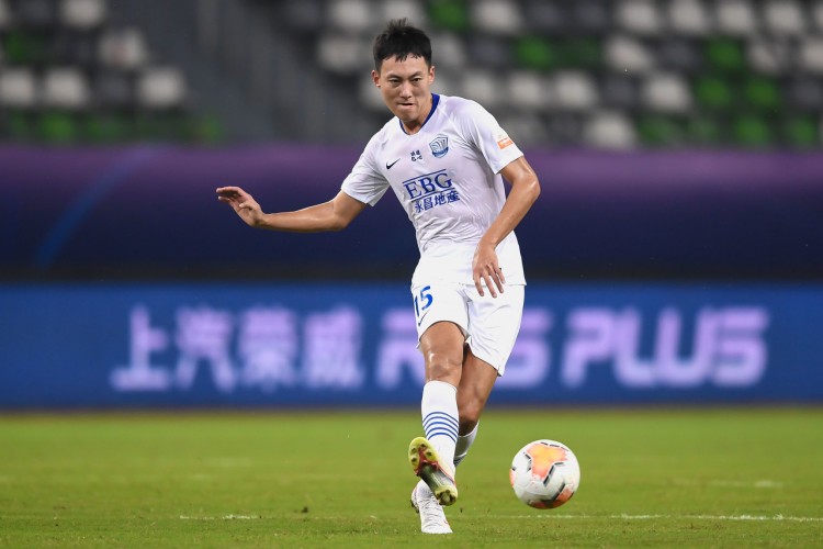  记者：青岛西海岸已签下前沧州雄狮球员王鹏 过去两年中超5球1助