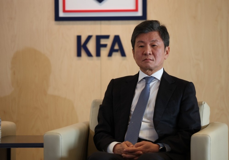  郑梦奎宣布竞选韩国足协主席：不会忘记赛场上球迷批评我的声音