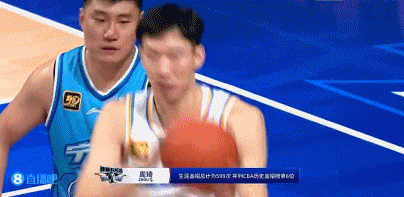  盖帽归盖帽，但你...周琦运球转身黄油手失误&个人第7记失误了...