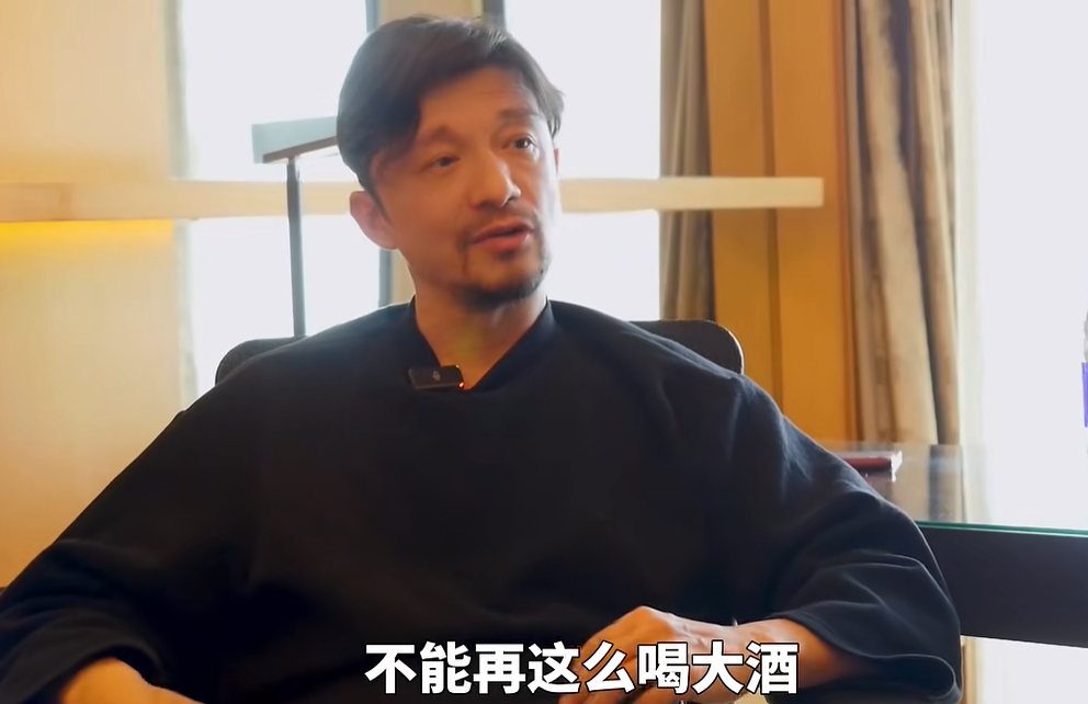  谢晖再谈被偷拍：家人规定我不能再喝大酒，两瓶啤酒不能多