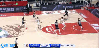  大举反击！吉林多点开花轰出18-2将分差缩小到个位数打停深圳