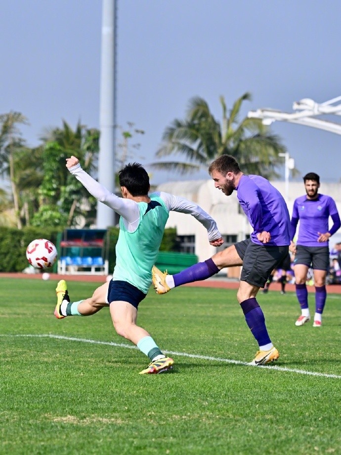  冬训热身赛：津门虎队2-1战胜浙江队