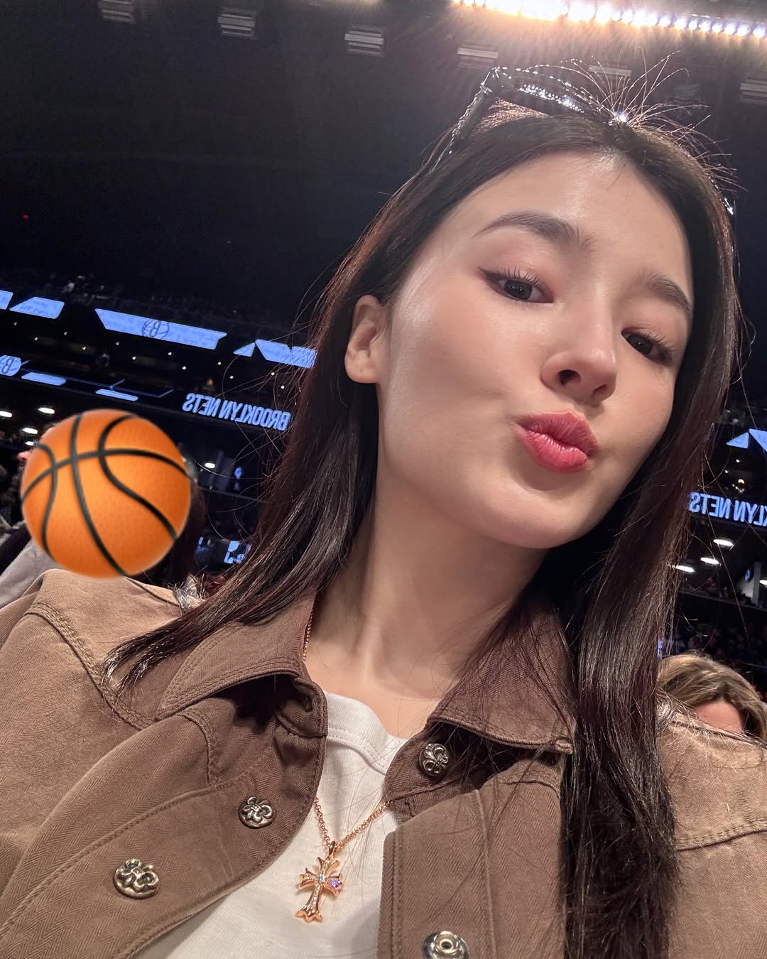  混血美女空降巴克莱昔日微胖界天花板曾登顶全球百大面孔
