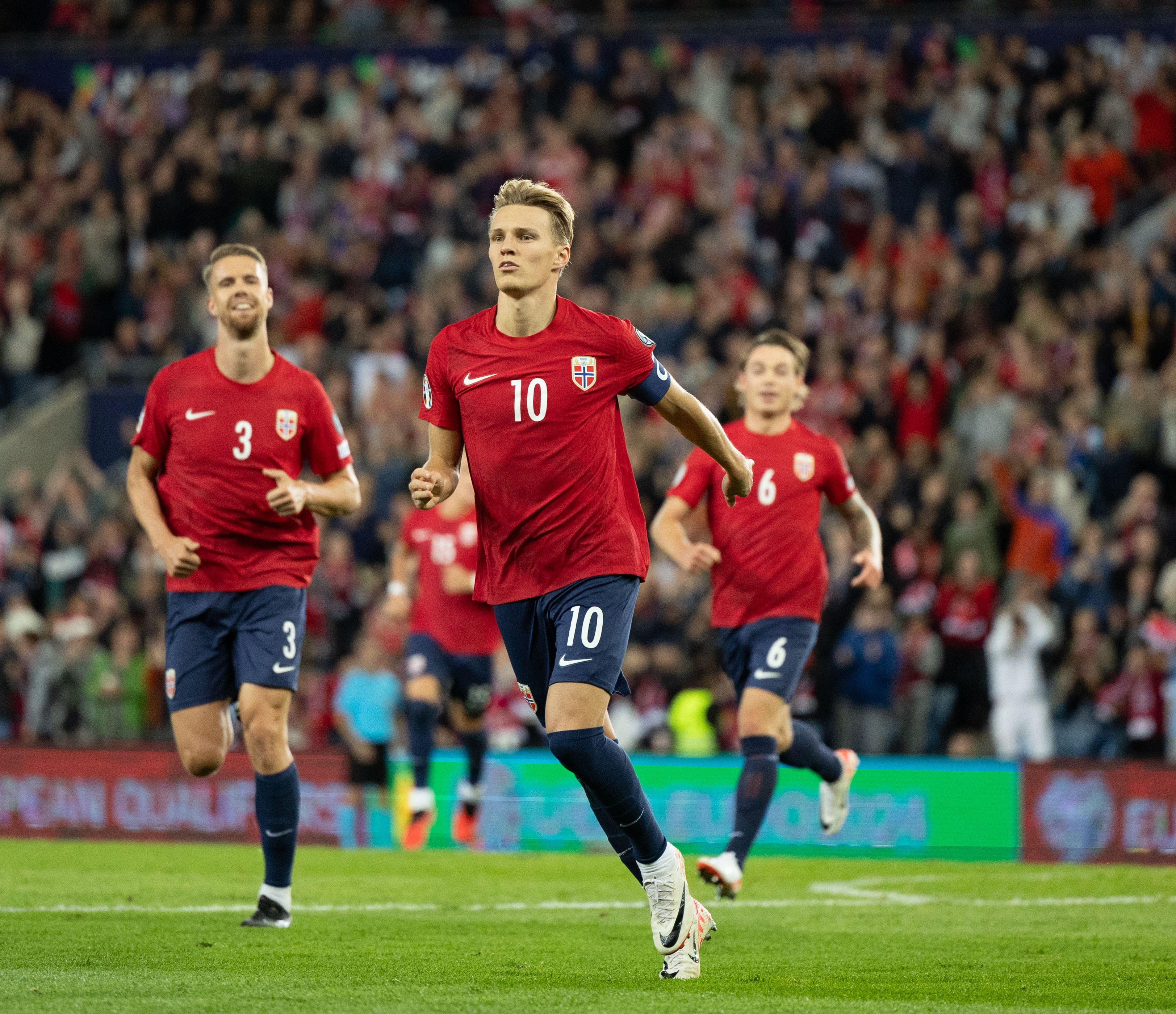  挪威队长厄德高FIFA最佳投票：维尼修斯、罗德里、哈兰德