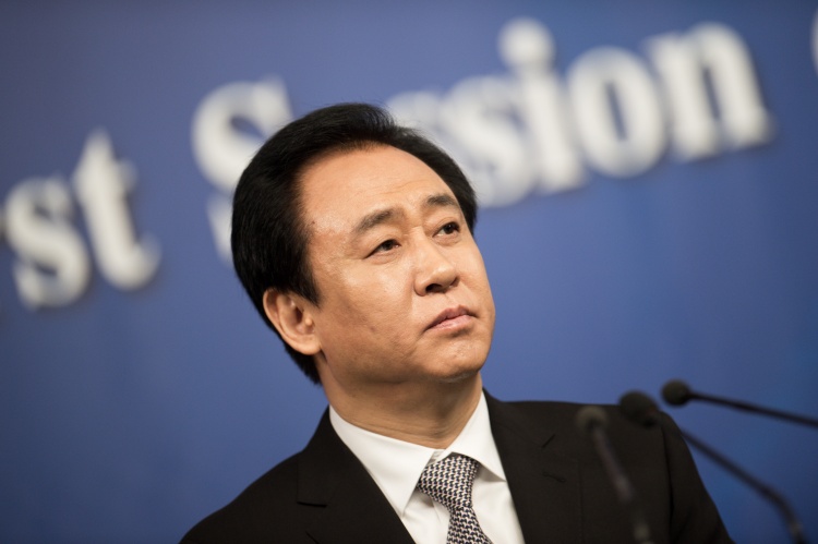  许家印曾坦言，足球上的大投入只是他们“年销售额的零头的零头”