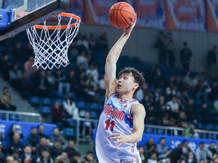  高效两双！齐麟18中11砍下全场最高30分加11板2断1帽
