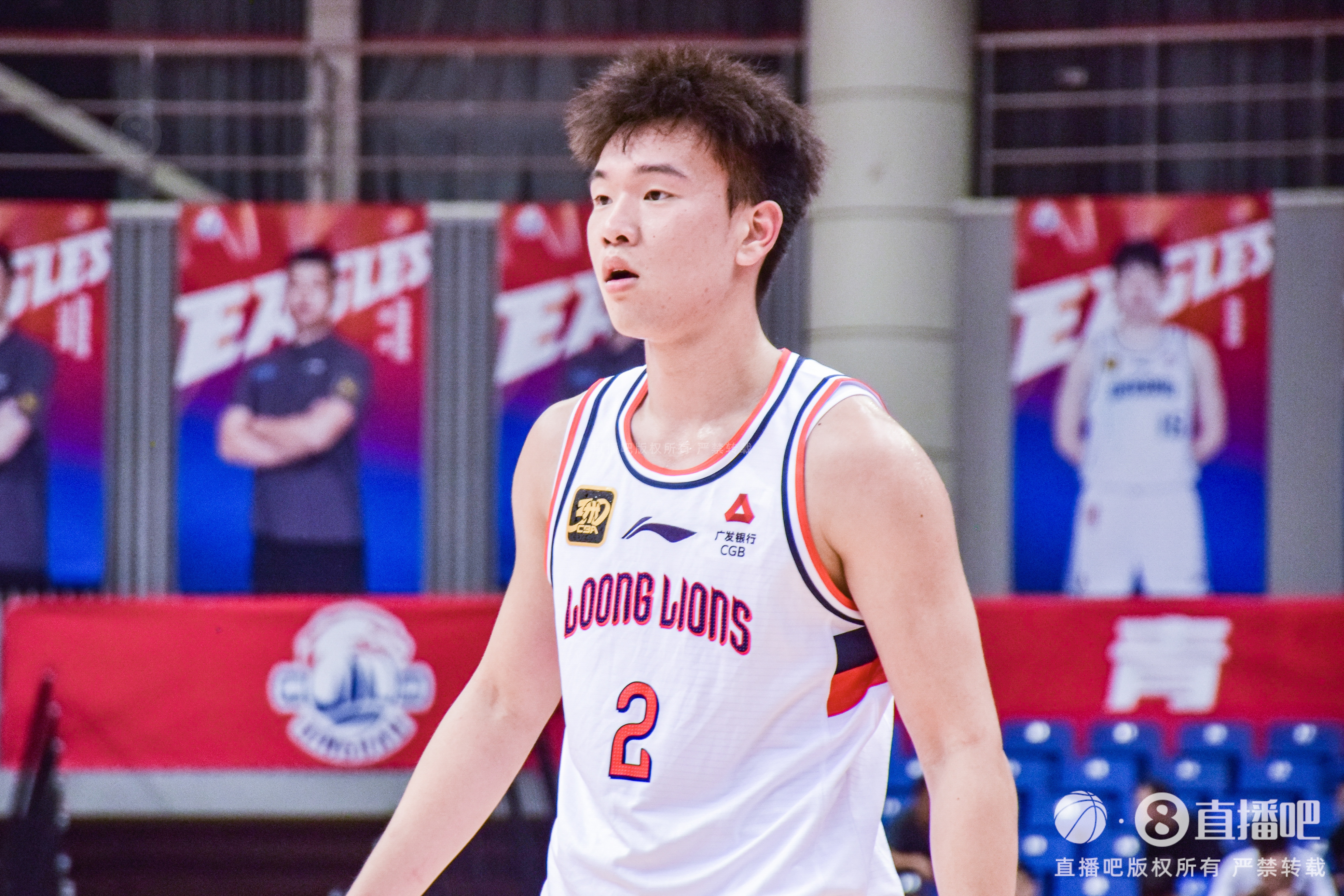  探长：张兴亮禁赛至少到二阶段结束 可以有性格但要做好本职工作