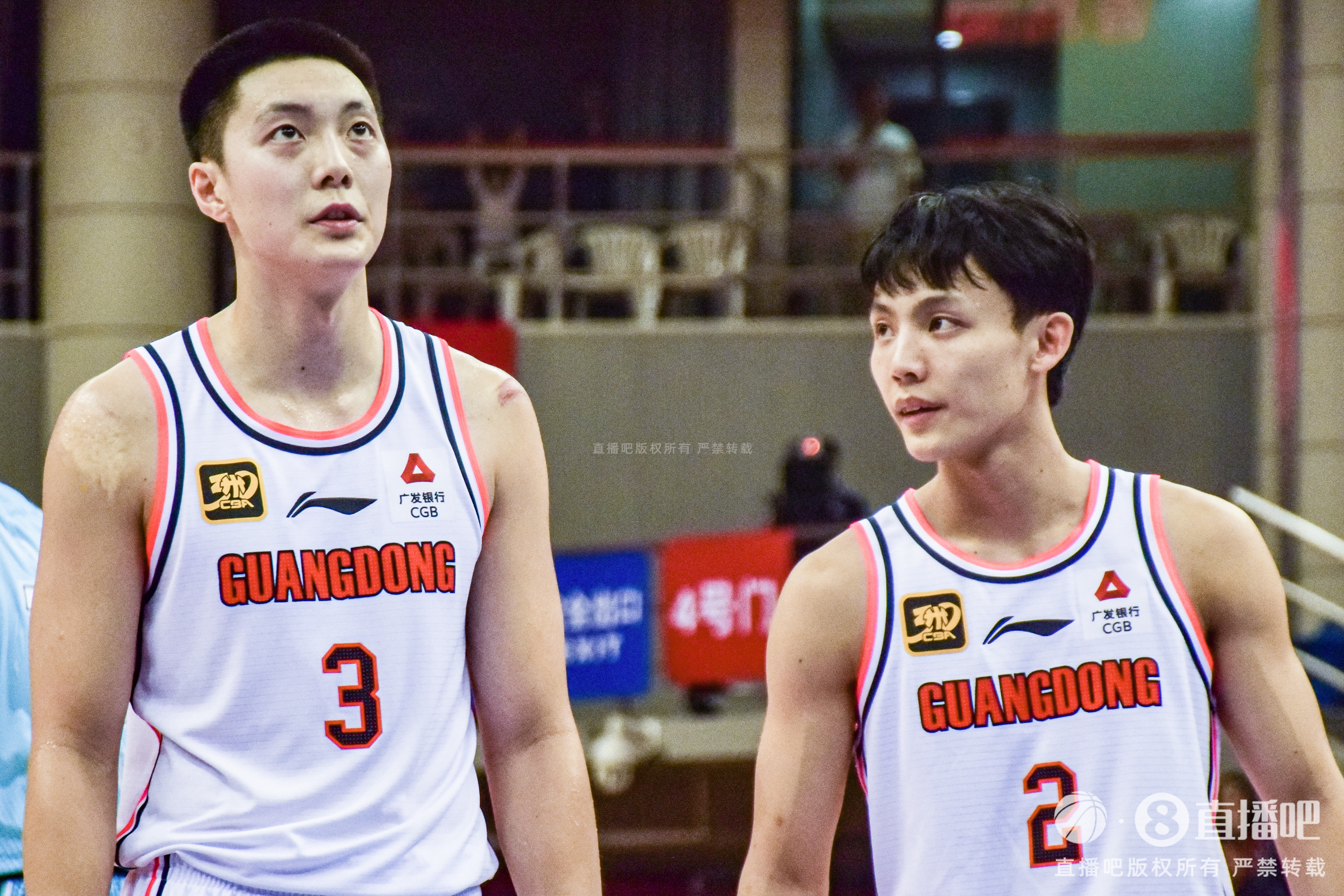  徐杰：胡明轩是CBA里颜值最高的 我的偶像是科比