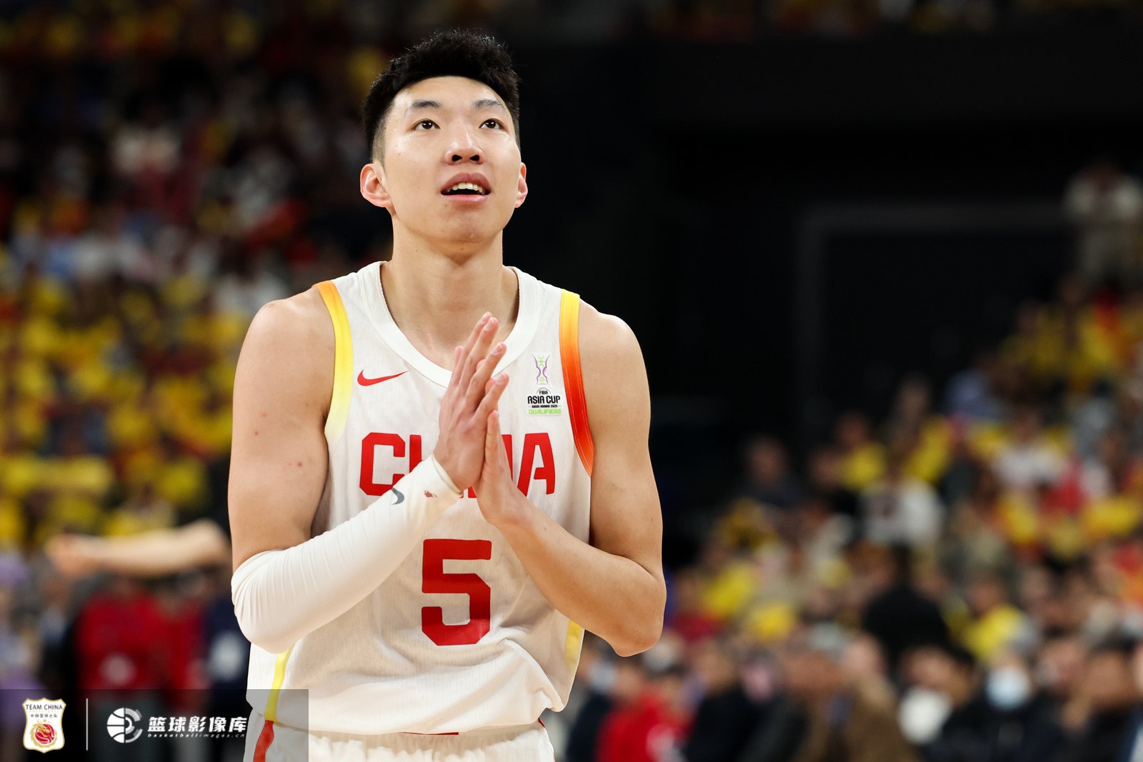  廖三宁：为什么伤没完全好也要上 因为是等了一年的比赛 不想错过